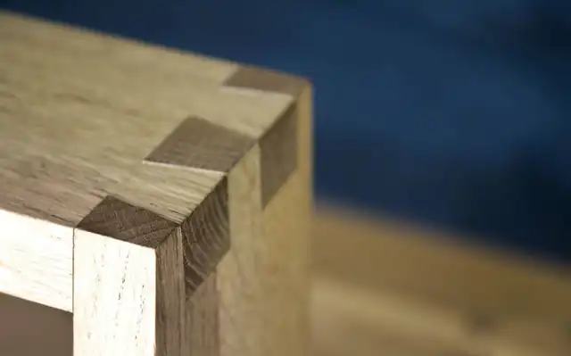 Dovetail wood joint